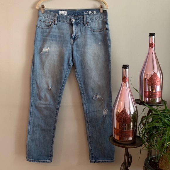 Gap Boyfriend Jeans - Picture 1 of 8